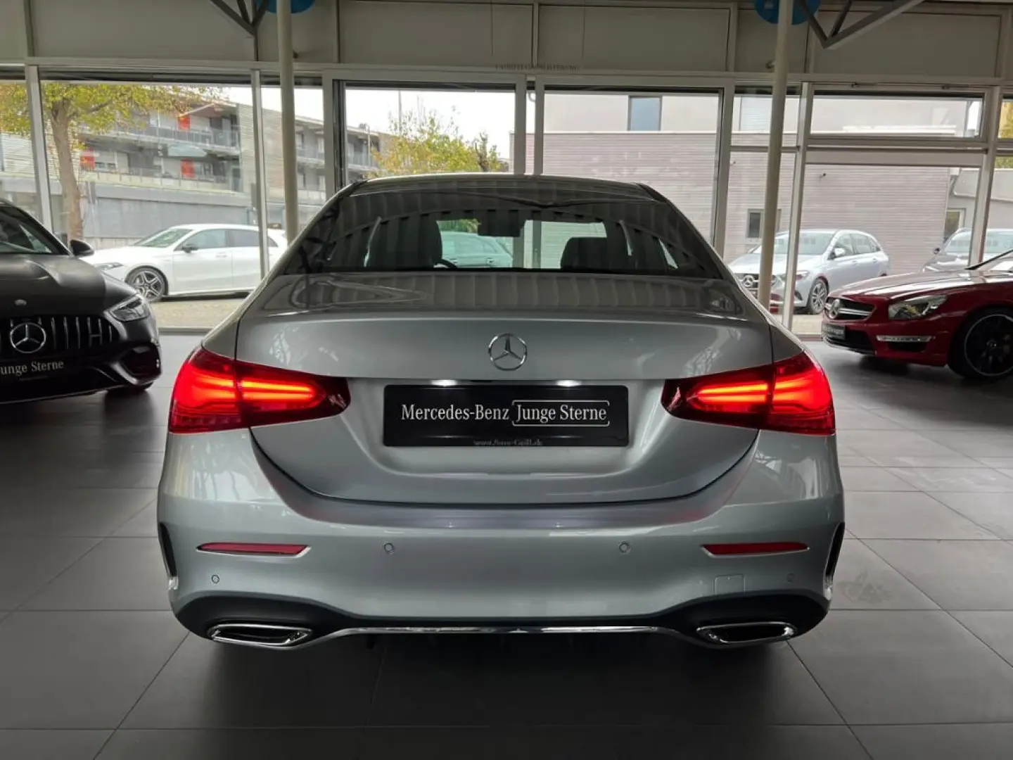 A 180 Limo AMG AdPlus KeyGO Ambiente MBUX Distro