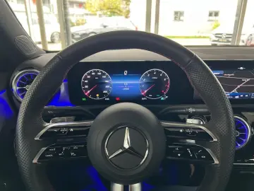 A 180 Limo AMG AdPlus KeyGO Ambiente MBUX Distro