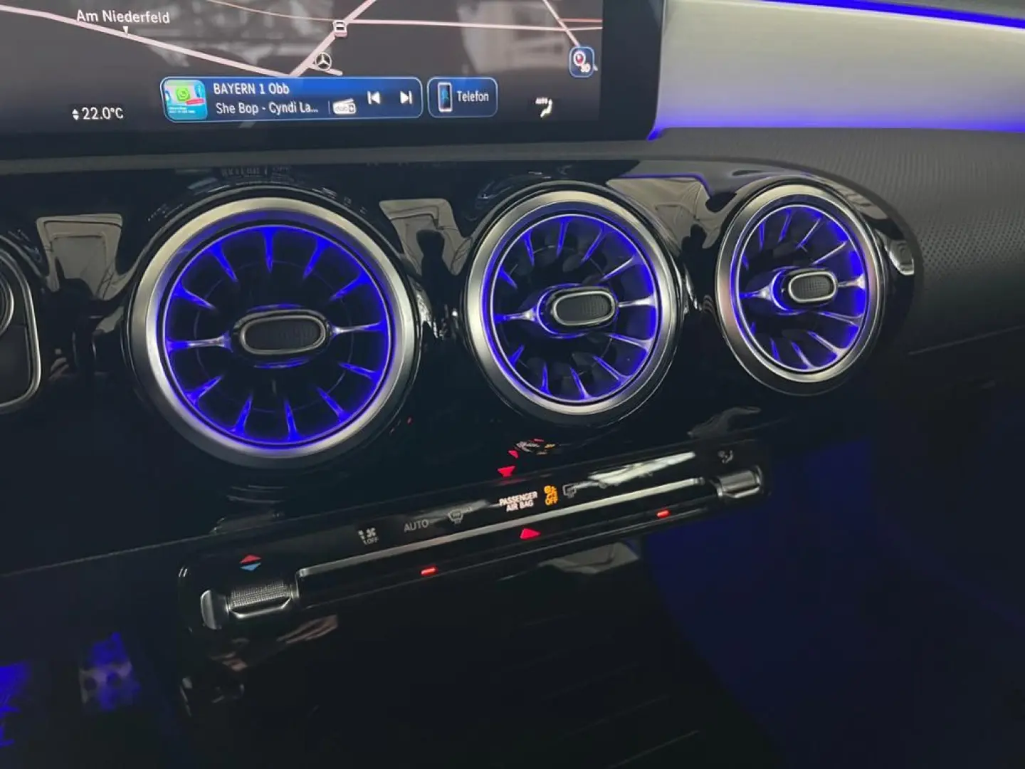 A 180 Limo AMG AdPlus KeyGO Ambiente MBUX Distro