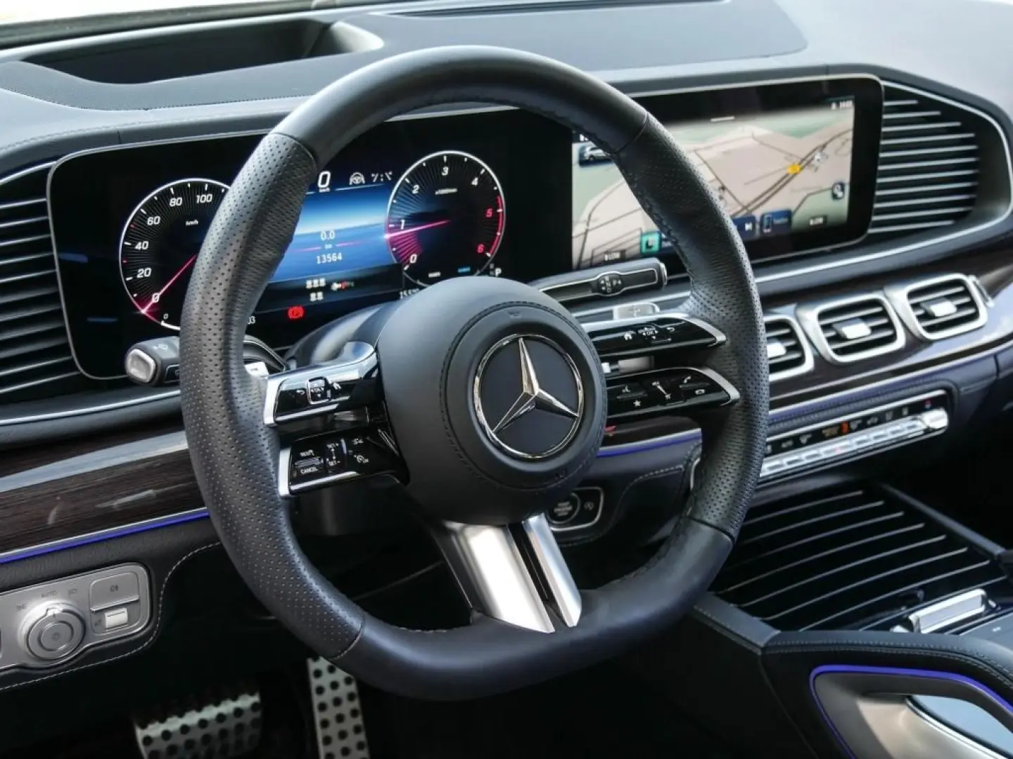 GLS 450 d 4M AMG-Sport Pano Stdhzg AHK 7Sitzer