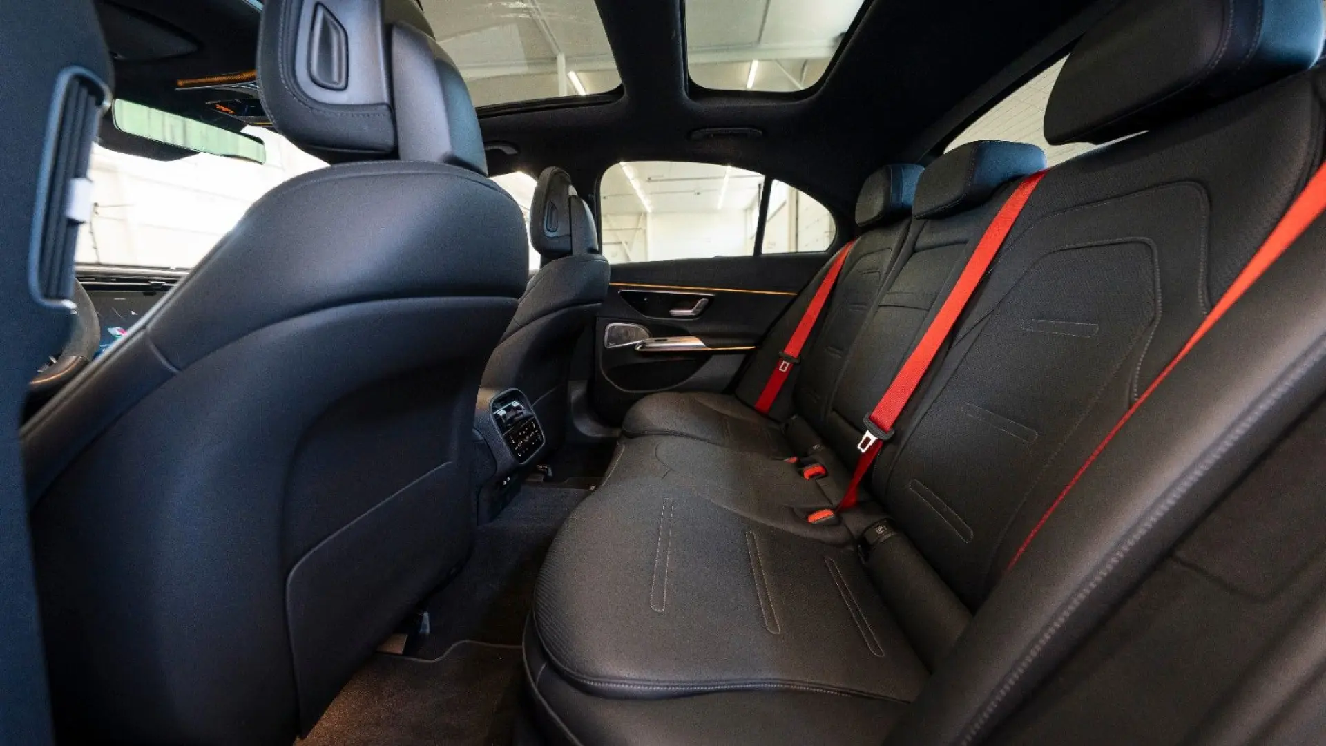 E 53 AMG Mercedes-AMG E 53 HYBRID 4MATIC  Autom.