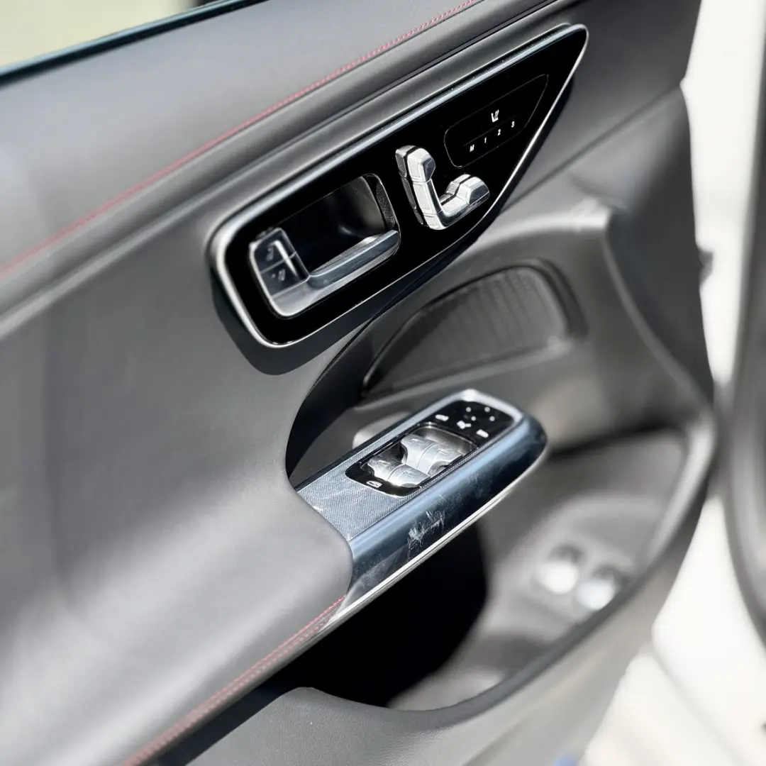 E 53 AMG HYBRID DISTRO 360