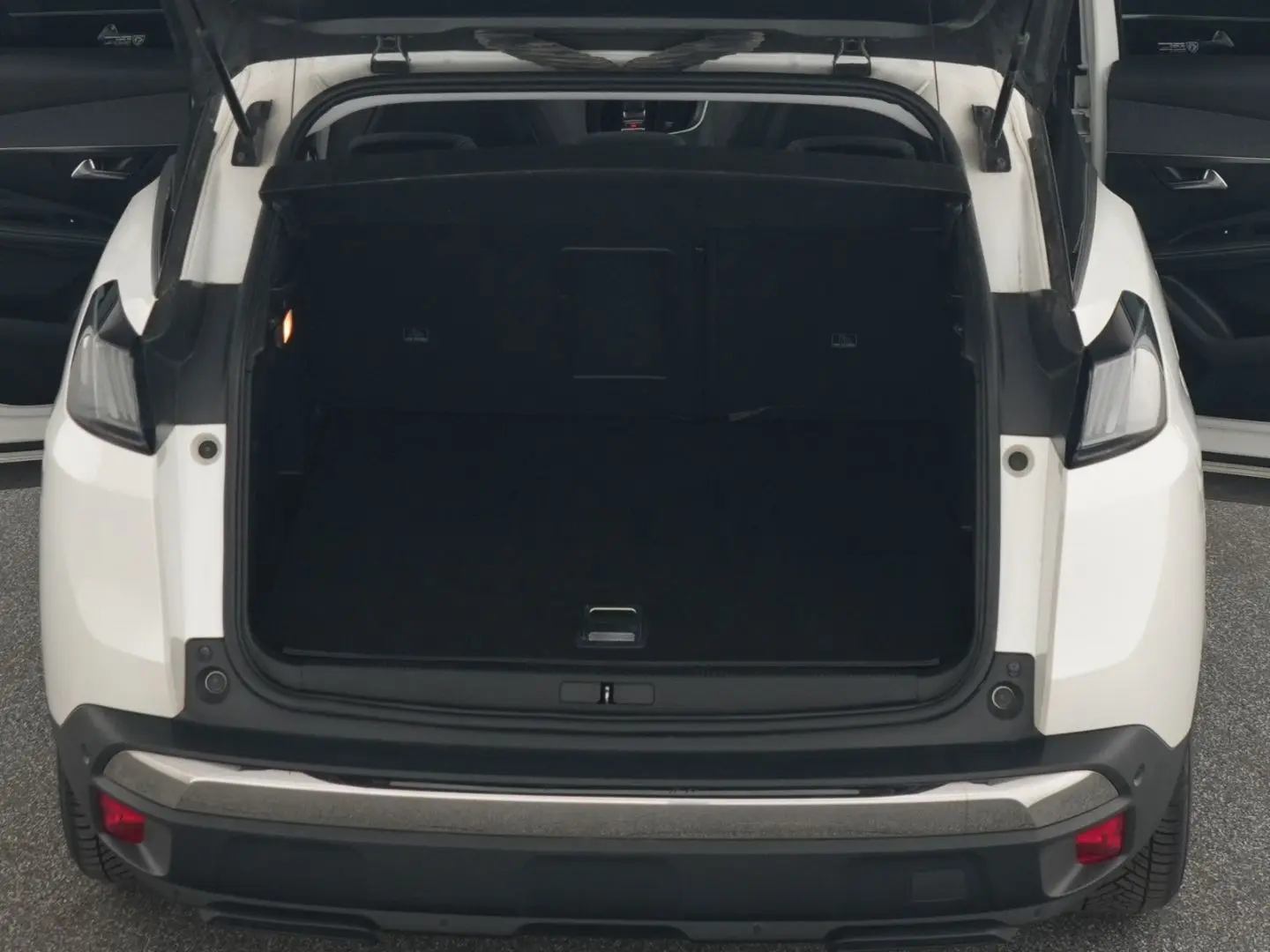 3008 Hybrid 4 Aut.Allure Pack LED NAVI KLIMA PDC