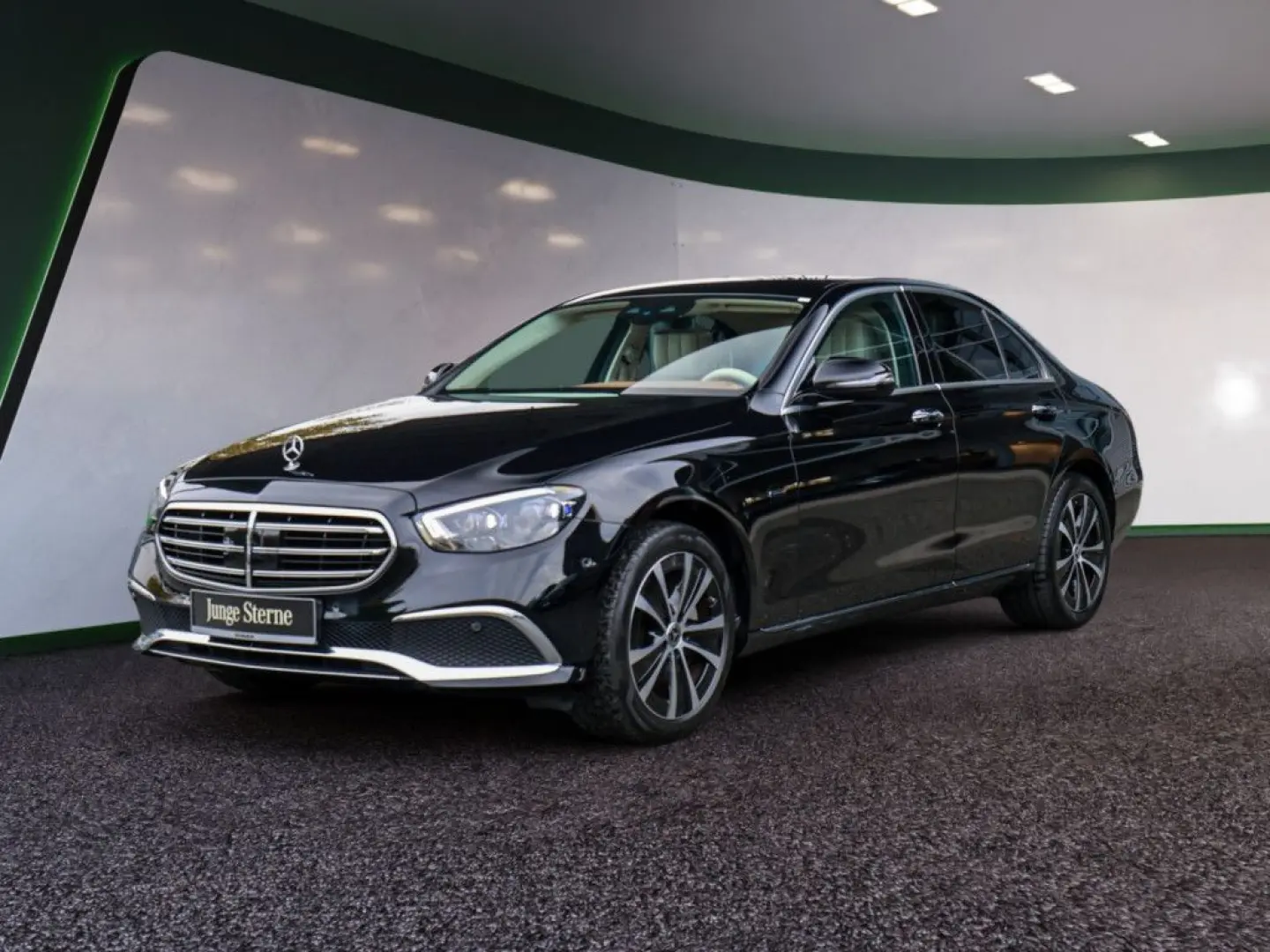 E 300 de Exclusive Distr. LED HUD Navi Kamera Ke