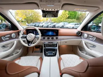 E 300 de Exclusive Distr. LED HUD Navi Kamera Ke