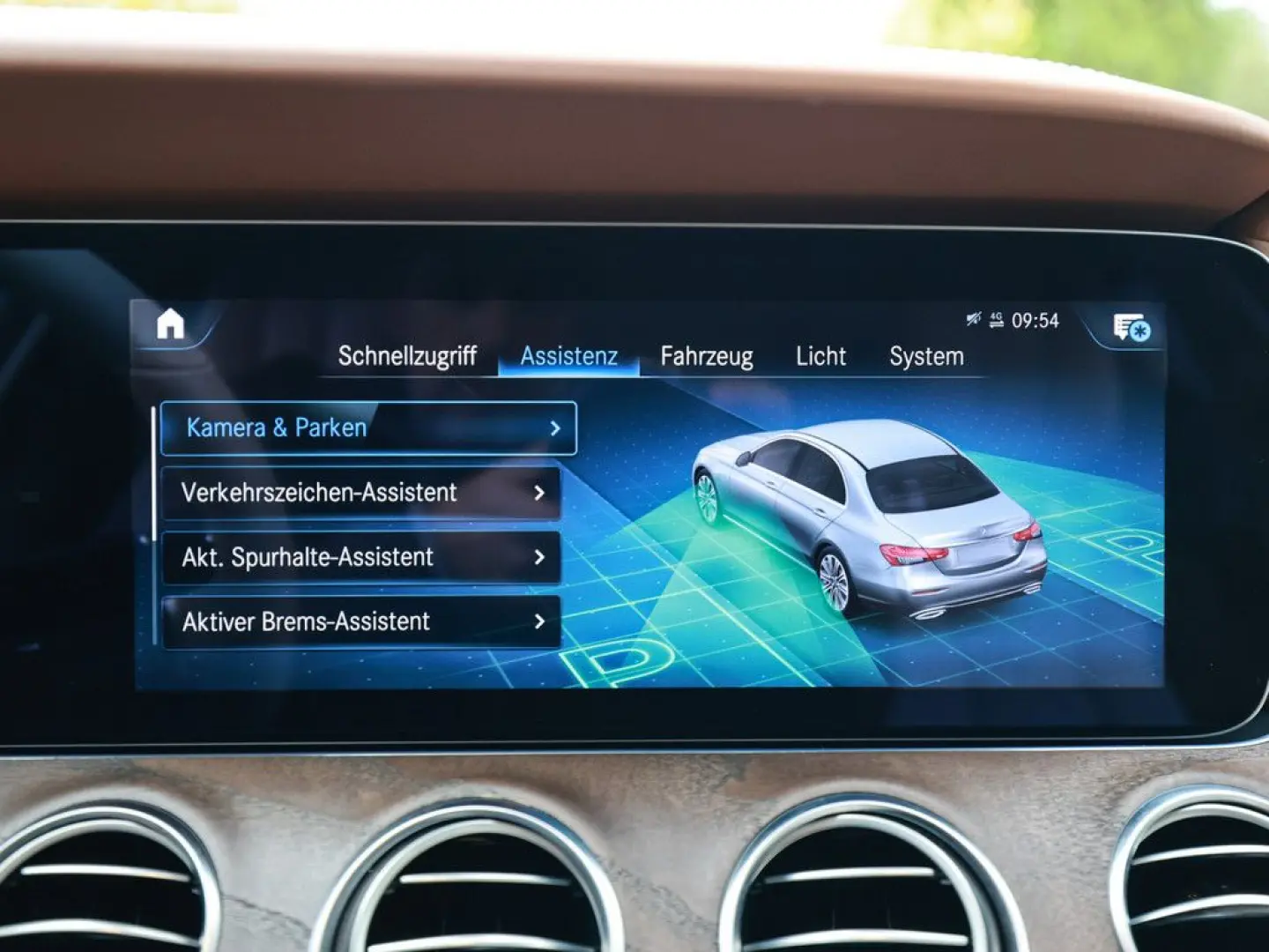 E 300 de Exclusive Distr. LED HUD Navi Kamera Ke