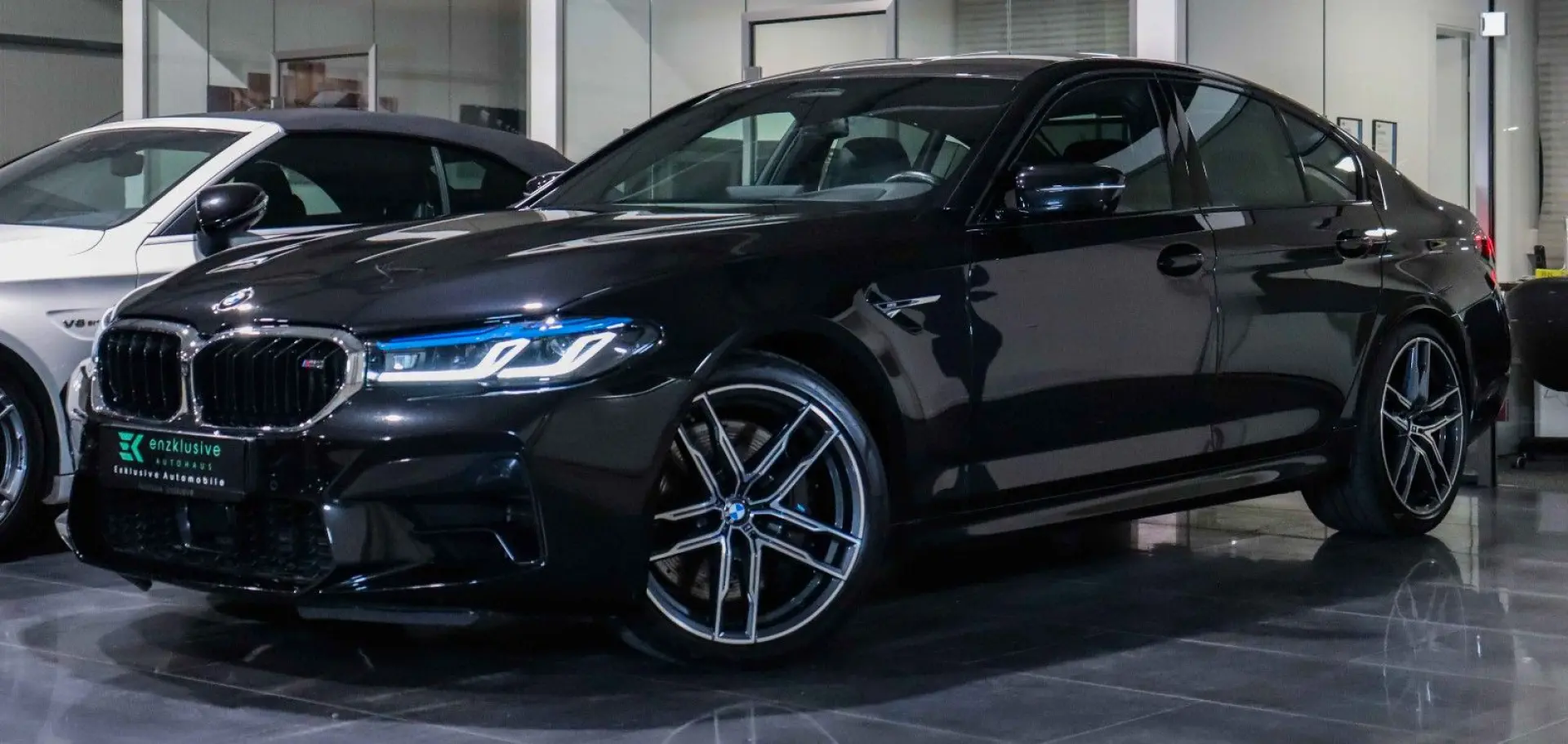 BMW M5 MSITZE CARBON B&W 360  LASER AHK MSPORTAGA