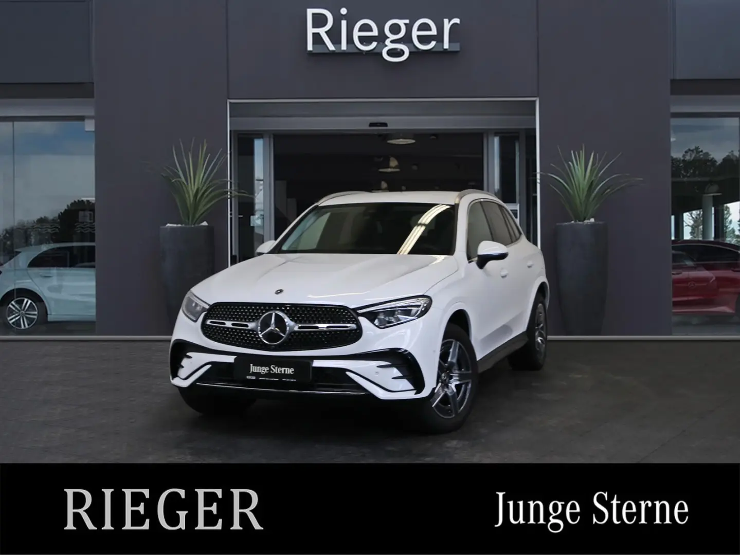 GLC 300 e 4M AMG MEMORY Totwinkel 360  19