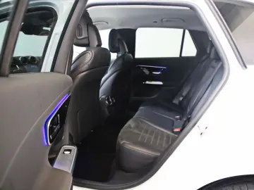 GLC 300 e 4M AMG MEMORY Totwinkel 360  19