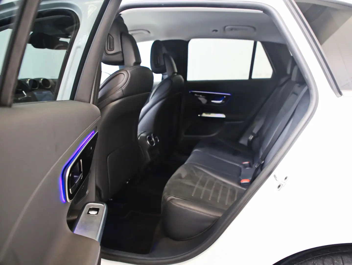 GLC 300 e 4M AMG MEMORY Totwinkel 360  19