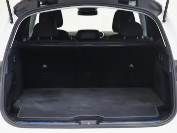 GLC 300 e 4M AMG MEMORY Totwinkel 360  19