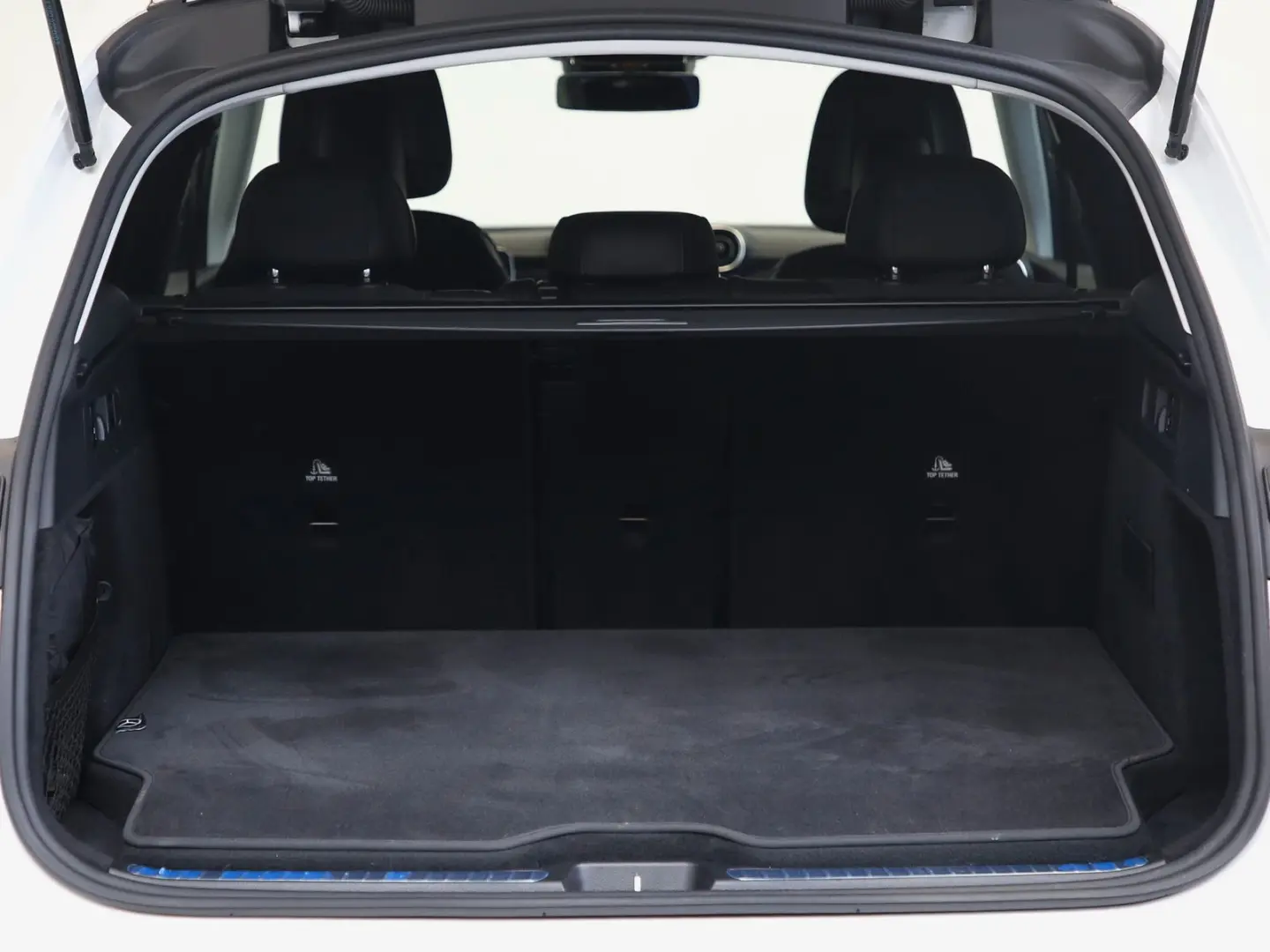 GLC 300 e 4M AMG MEMORY Totwinkel 360  19