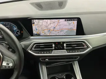 X5 xDrive45e LiveCockpitProf Kamera Sportsitze