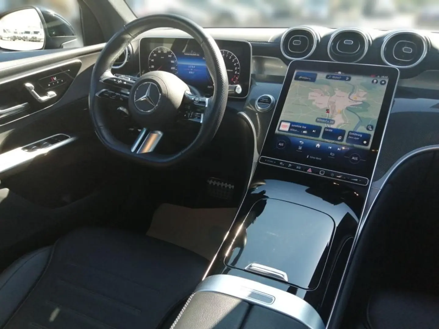 GLC 300 e 4M AMG AdvancedPlus Pano AHK TWA RfKam