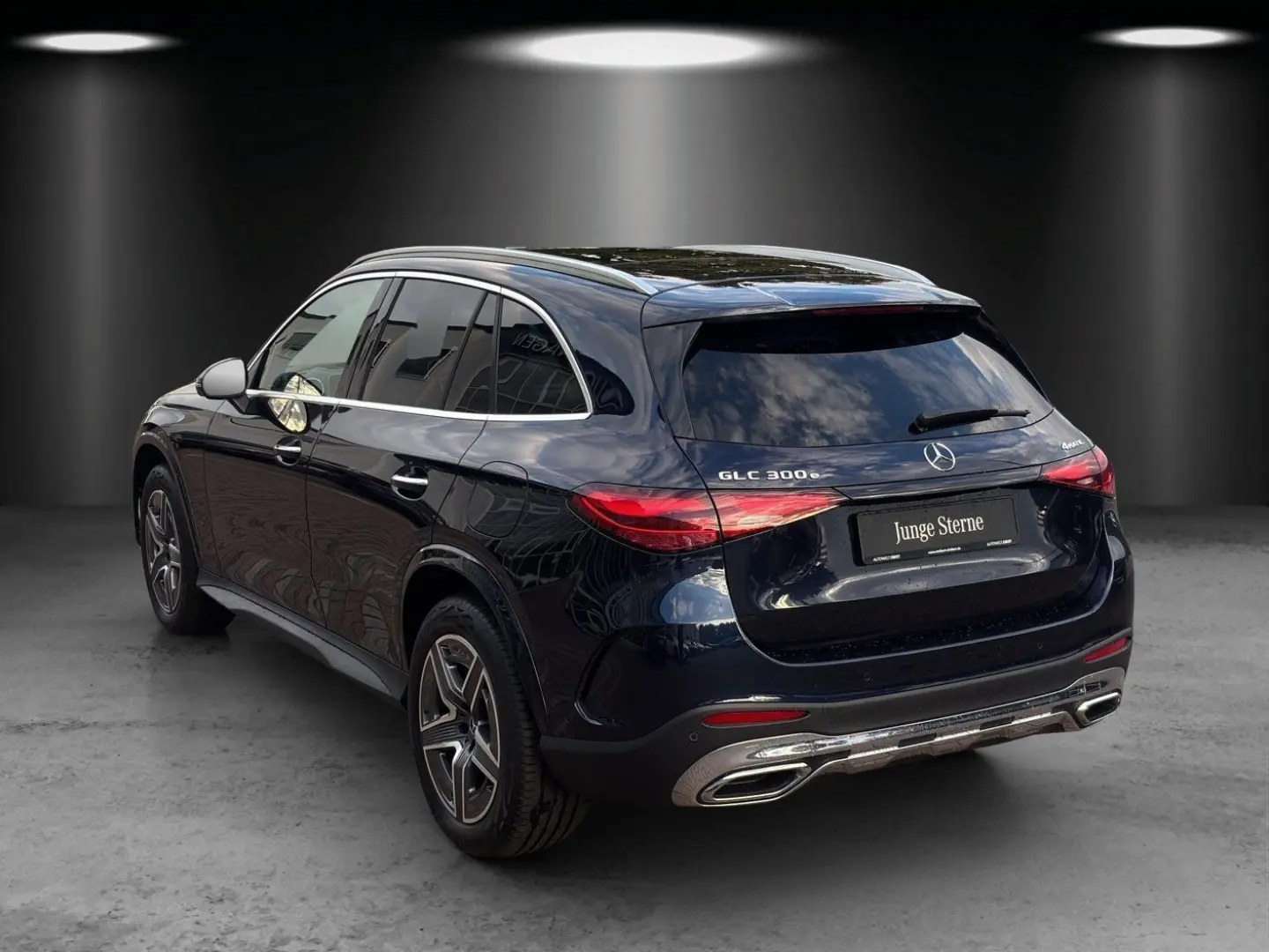 GLC 300 e 4M AMG Premium  DISTRO Pano Memo KeyGo