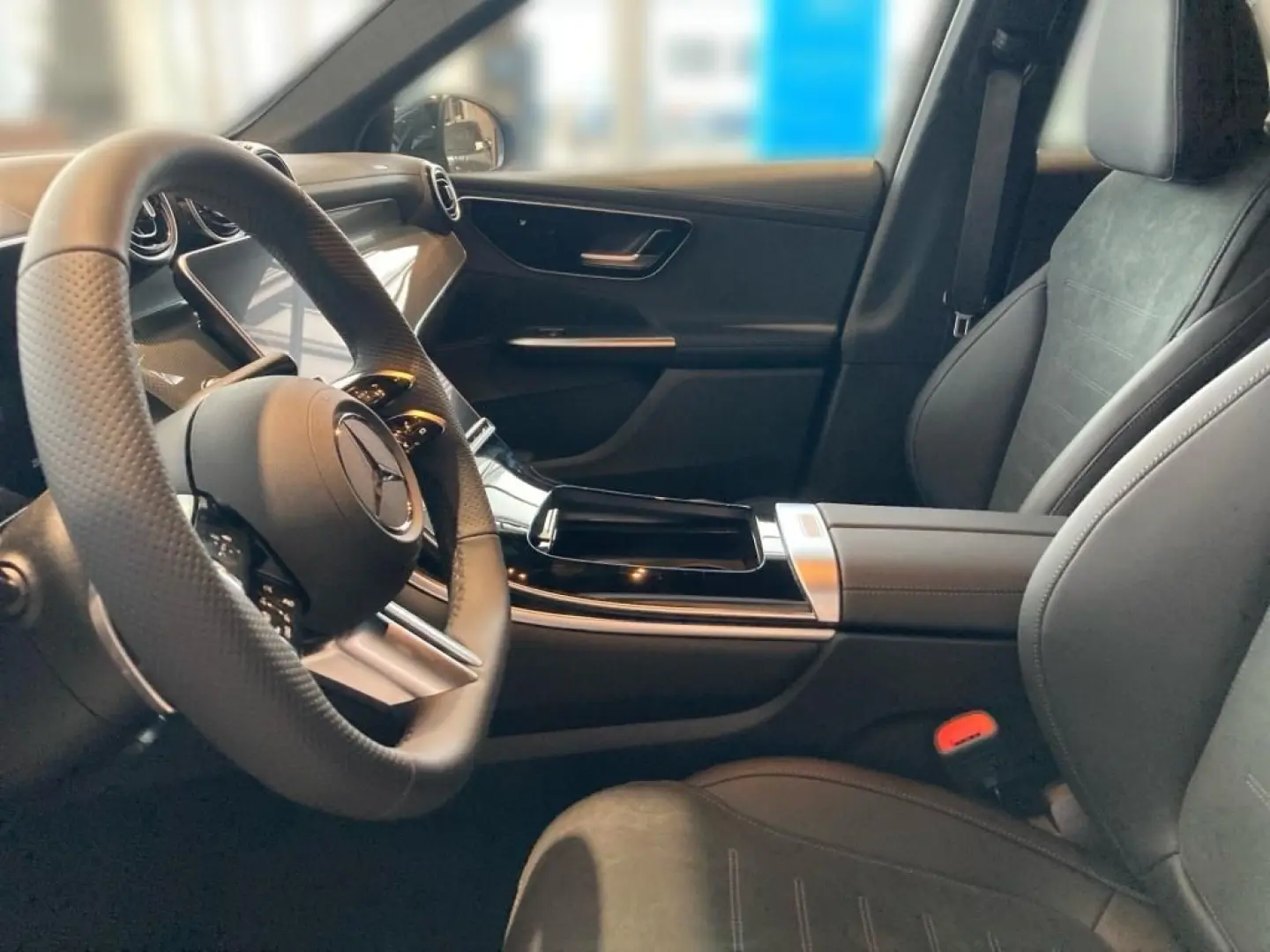 GLC 300 e 4M AMG-Line Night AHK DISTRON MBUX LED