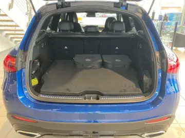 GLC 300 e 4M AMG-Line Night AHK DISTRON MBUX LED