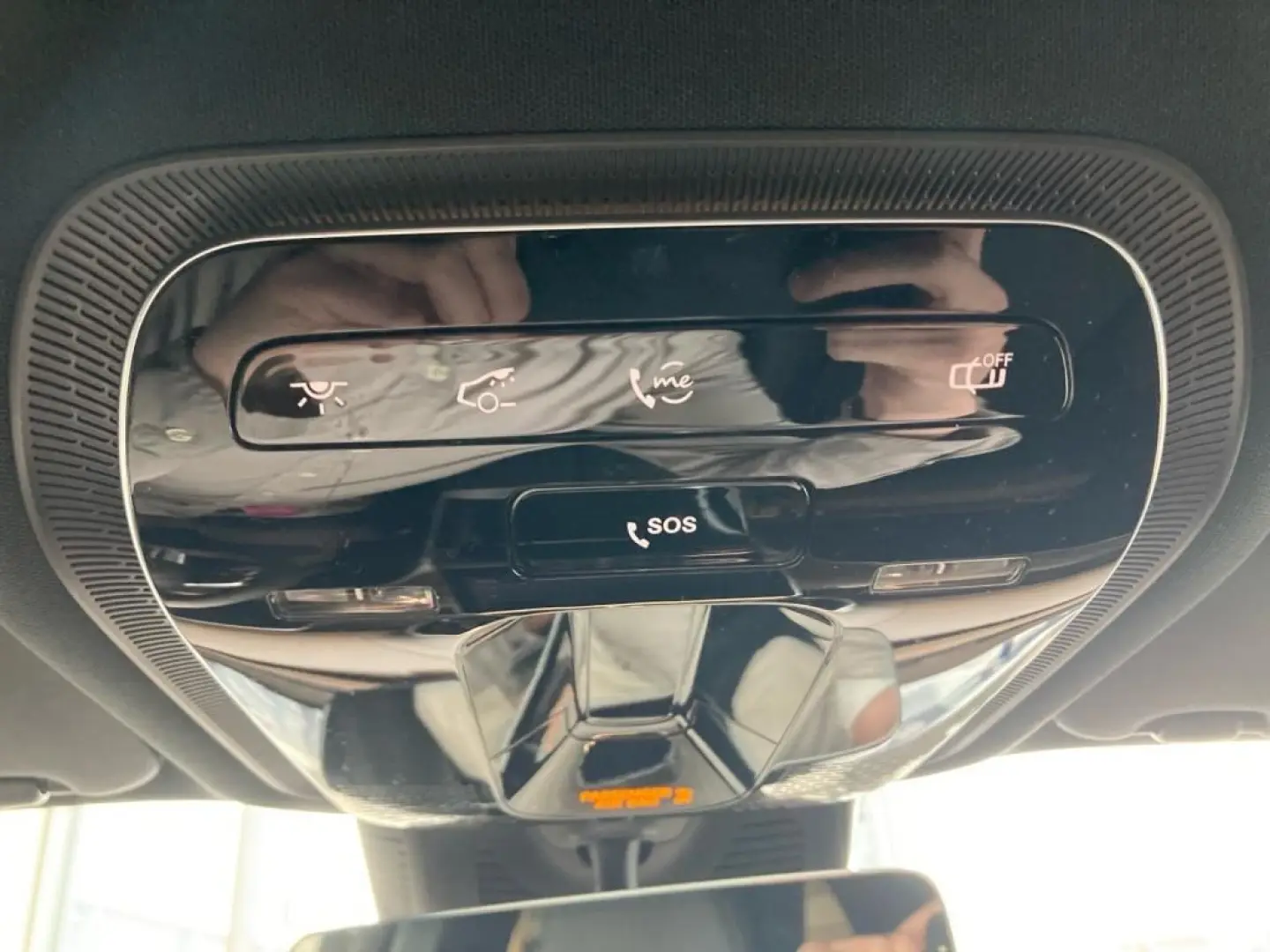 GLC 300 e 4M AMG-Line Night AHK DISTRON MBUX LED