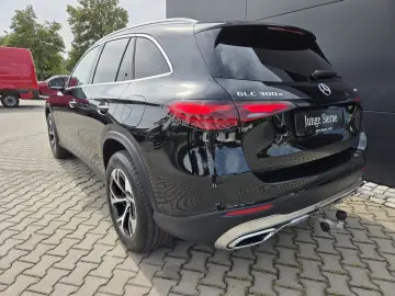 GLC 300 e AVANTGARDE-PREMIUM AHK PANO DISTRONIC