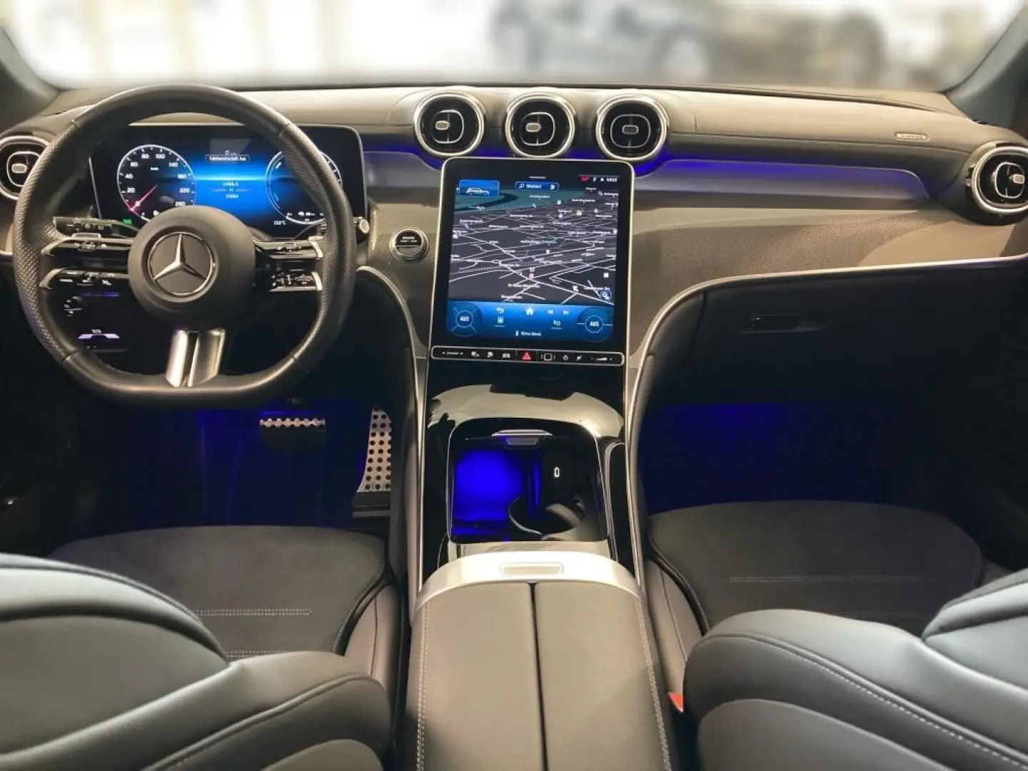 GLC 300 e 4M AMG-Line Night AHK DISTRONIC Memory