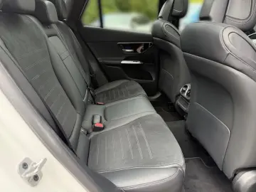 GLC 300 de 4M  AMG NIGHT PANO AHK KAMERA 11KW