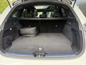 GLC 300 de 4M  AMG NIGHT PANO AHK KAMERA 11KW