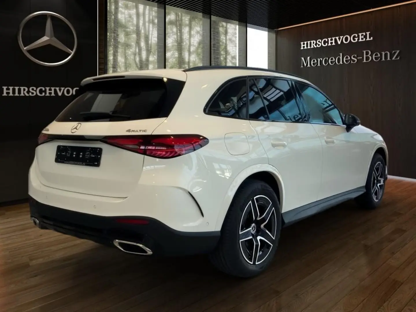 GLC 300 e 4M EDITION AMG-Line Night AHK DISTRON