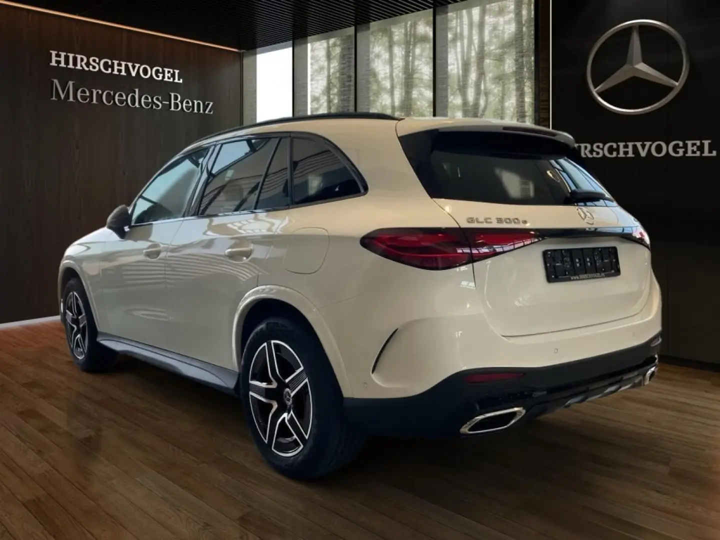 GLC 300 e 4M EDITION AMG-Line Night AHK DISTRON