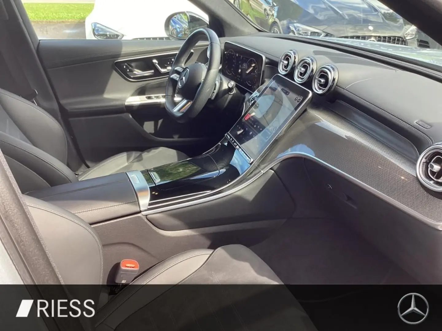 GLC 300 e 4M AMG Night Fahrassist. AHK 360  PDC