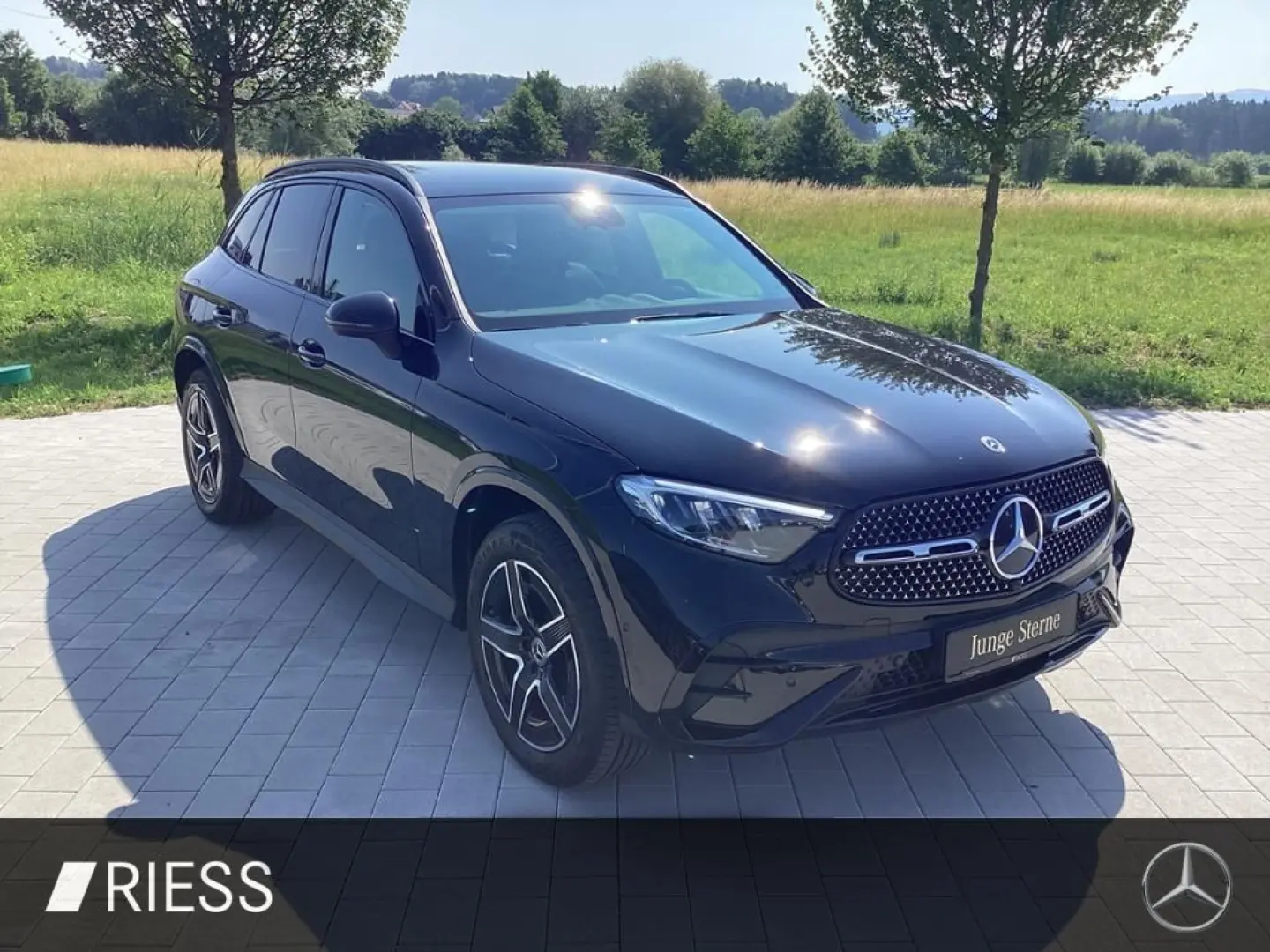 GLC 300 e 4M AMG Night Memory Naci PDC Kamera
