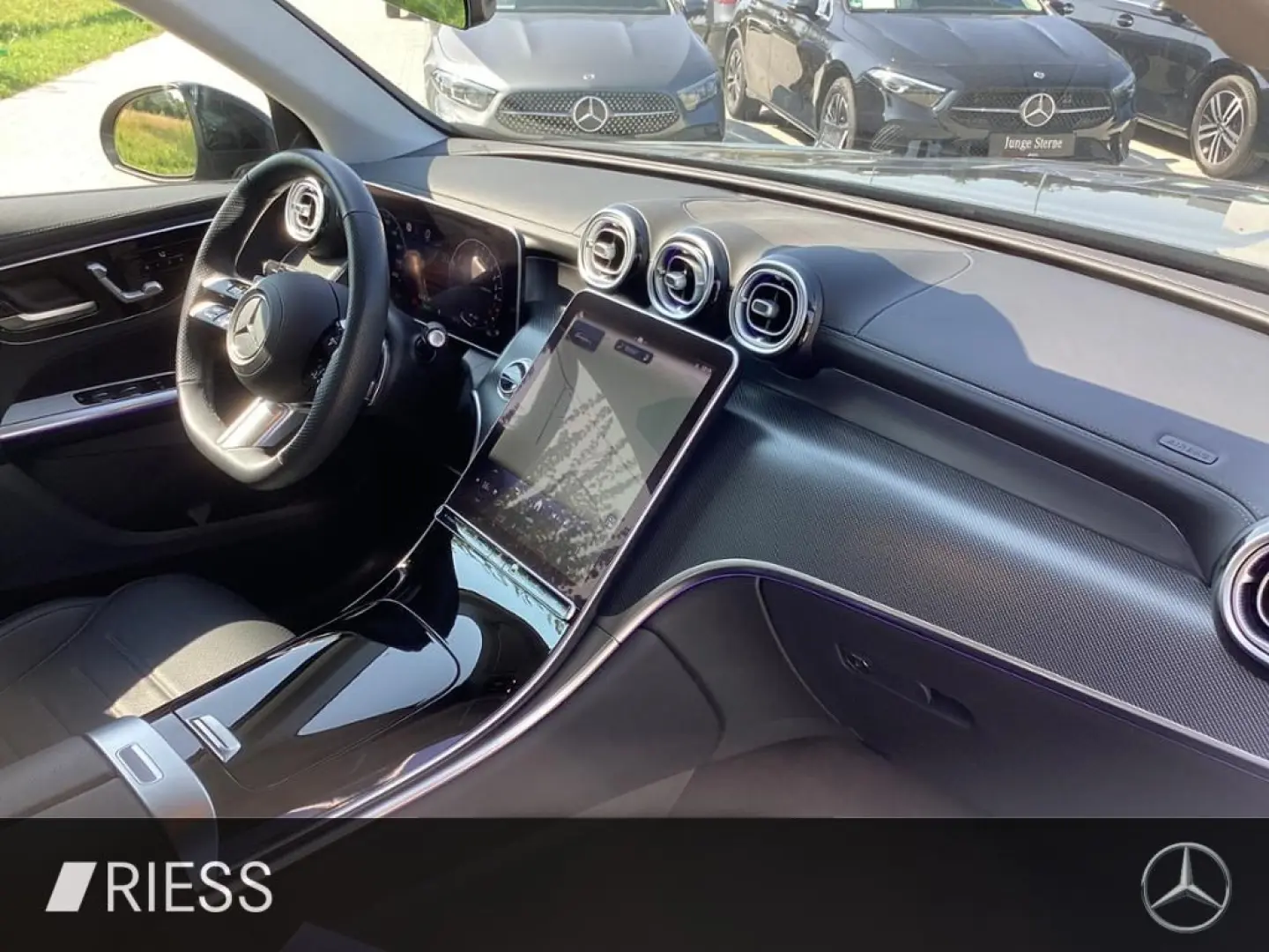 GLC 300 e 4M AMG Night Memory Naci PDC Kamera