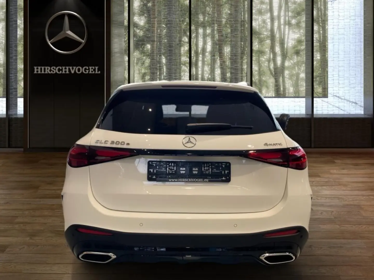 GLC 300 e 4M EDITION AMG-Line Night AHK DISTRON