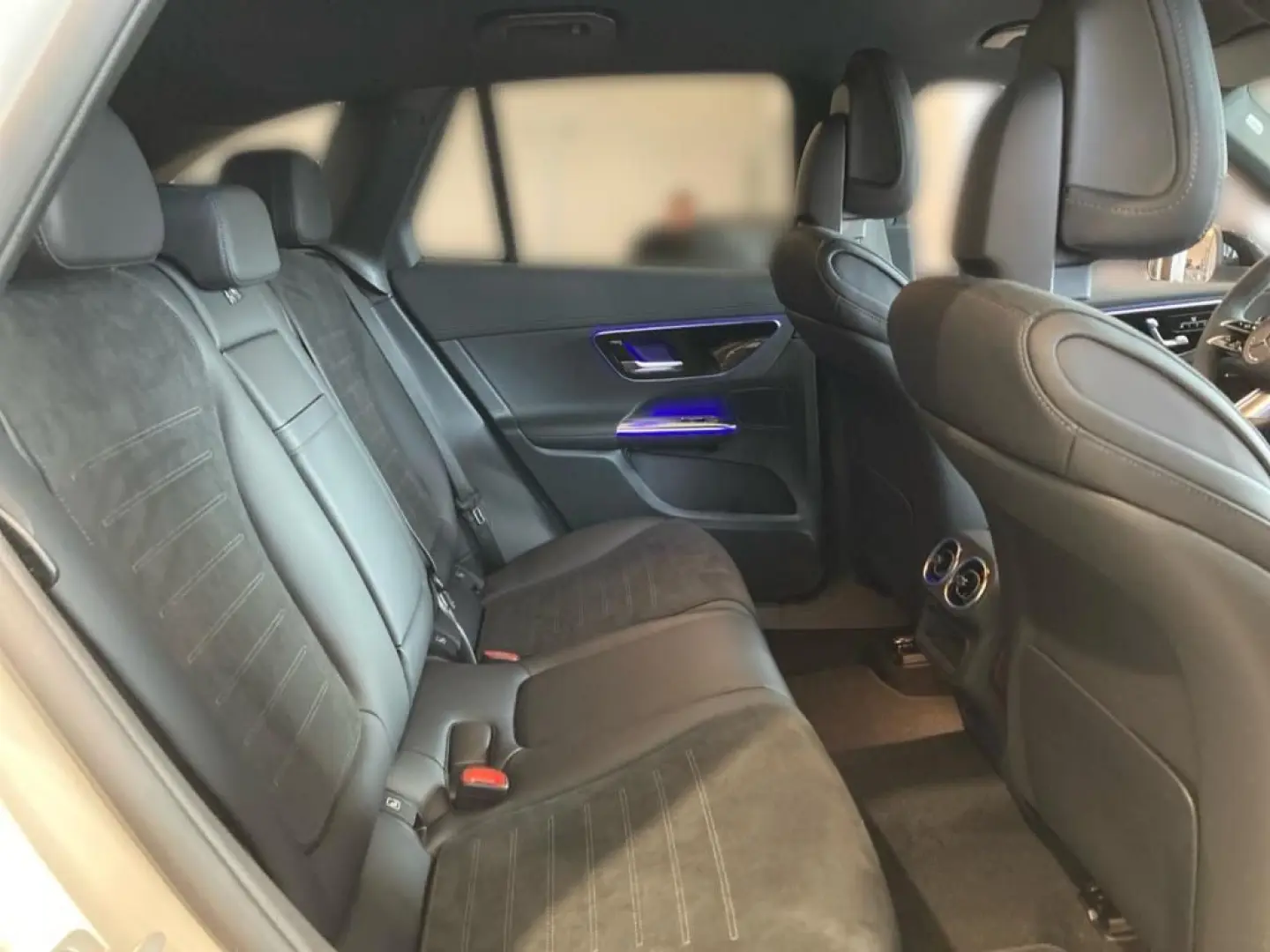 GLC 300 e 4M EDITION AMG-Line Night AHK DISTRON