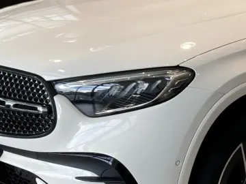 GLC 300 e 4M EDITION AMG-Line Night AHK DISTRON