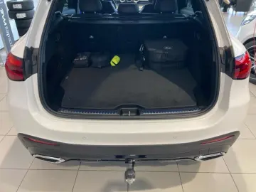 GLC 300 e 4M EDITION AMG-Line Night AHK DISTRON