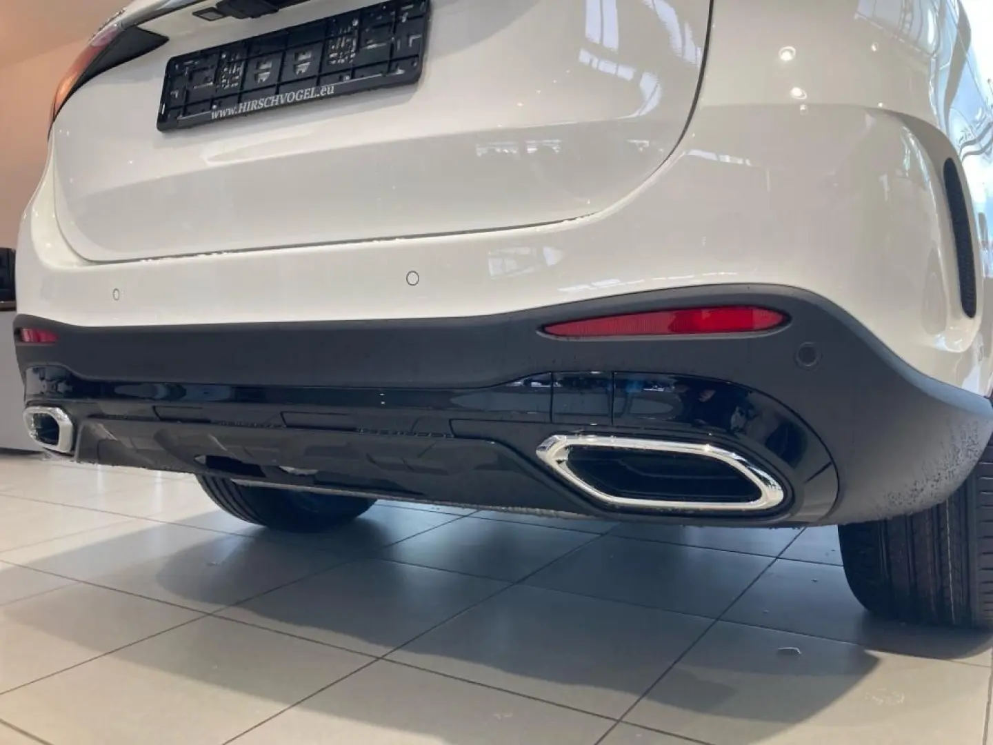 GLC 300 e 4M EDITION AMG-Line Night AHK DISTRON