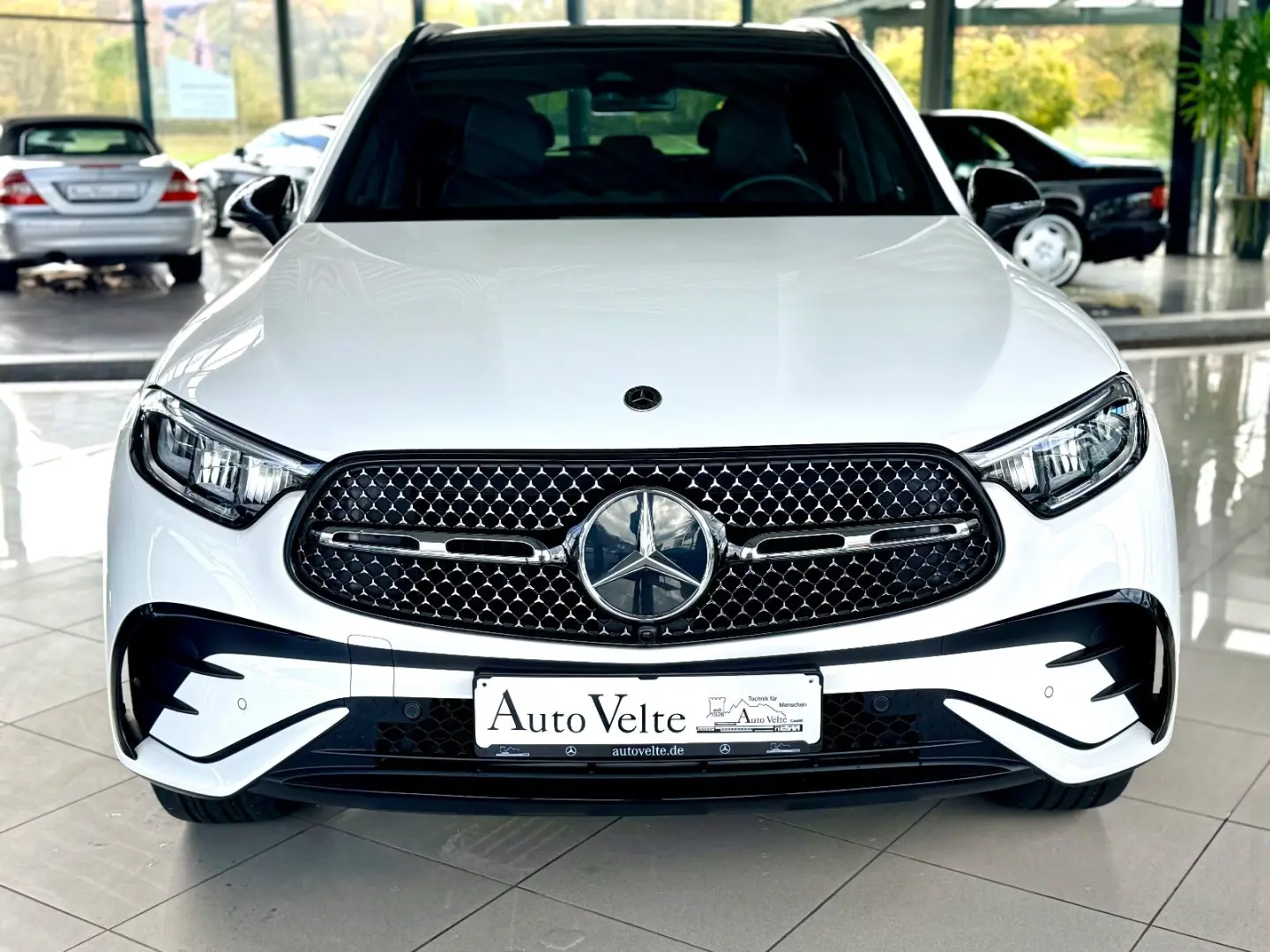 GLC 300 e 4Matic AMG PANO BURMESTER AMBIEMTE
