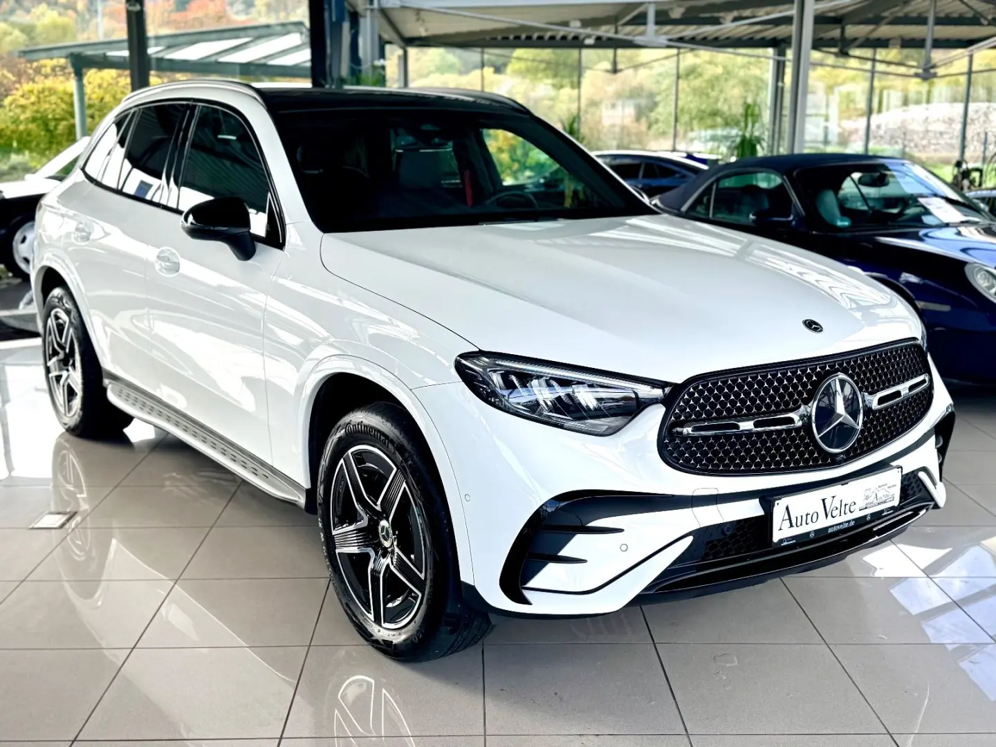 GLC 300 e 4Matic AMG PANO BURMESTER AMBIEMTE