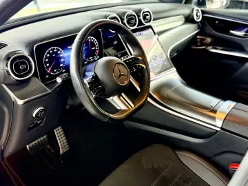 GLC 300 e 4Matic AMG PANO BURMESTER AMBIEMTE