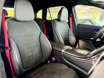 GLC 300 e 4Matic AMG PANO BURMESTER AMBIEMTE