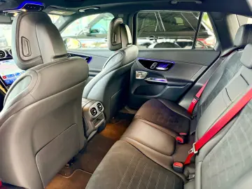 GLC 300 e 4Matic AMG PANO BURMESTER AMBIEMTE