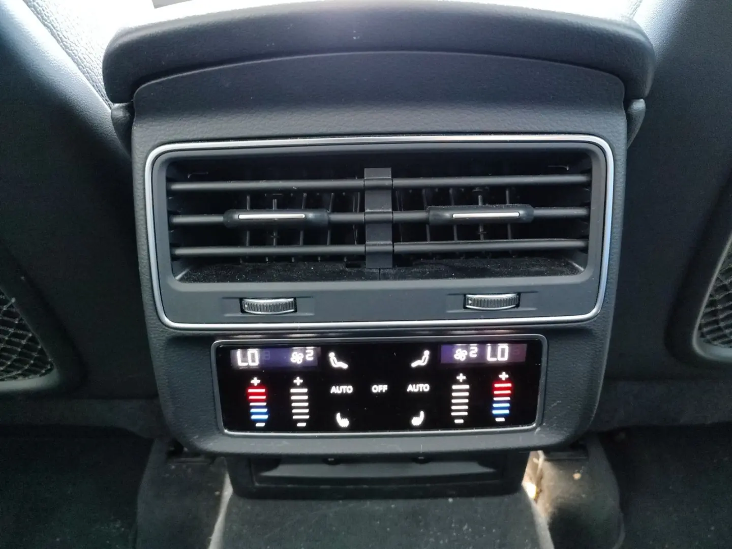 Q8 55 TFSI quattro Navi LED Alu PDC Virtual Cock