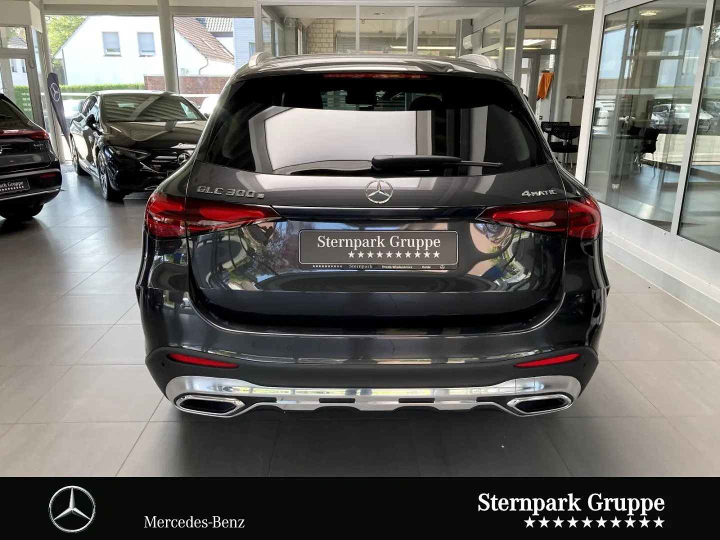 GLC 300 e 4M AMG AHK Burm Memory Trittb RüKa LED