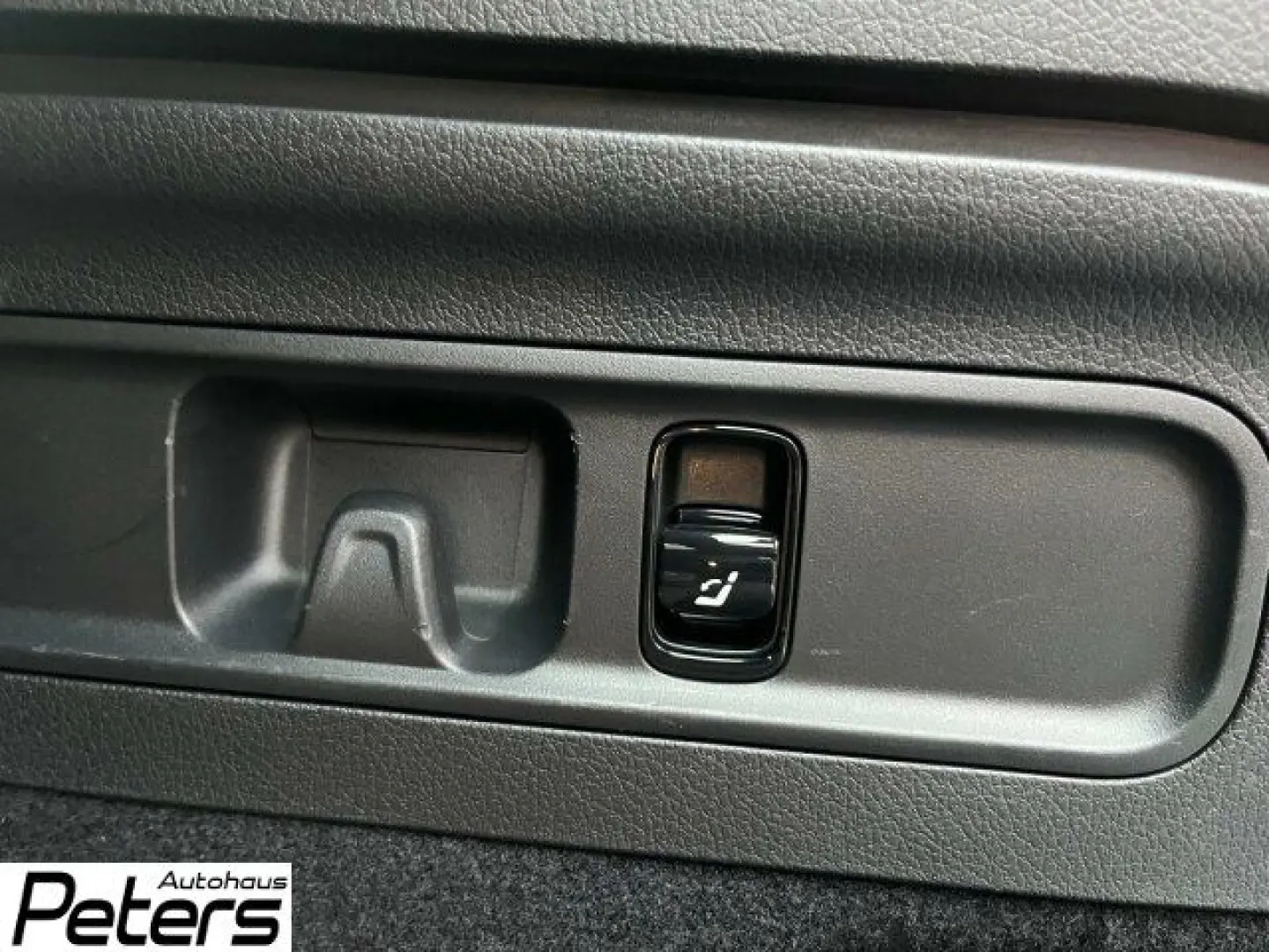 GLC 300 e 4Matic AMG Night AHK Digital Burmester