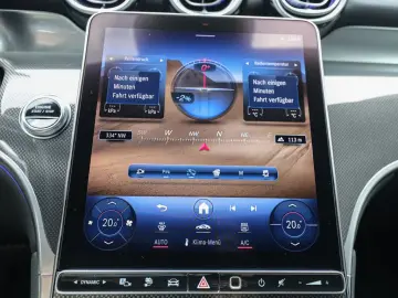 GLC 300 e 4M AMG Line Premium AHK Distr. LED Nav