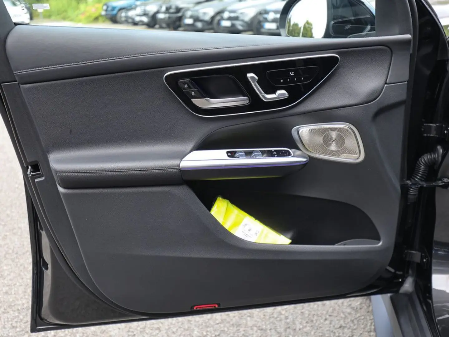 GLC 300 e 4M AMG Line Premium AHK Distr. LED Nav