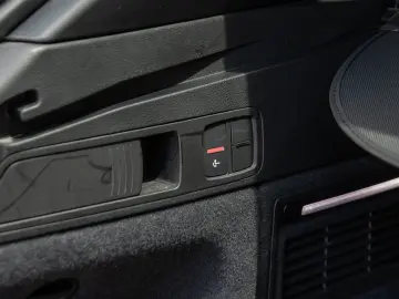 Q5 40 TFSI qu S line Standheizung AHK Connect