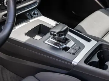 Q5 40 TFSI qu S line Standheizung AHK Connect