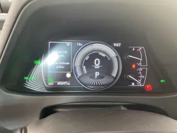 UX 250h Style Edition  Bi-LED ACC CAM SHZ CarPla