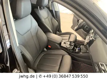 X3 30e xDr Kamera DAB Carplay LED Navi StandHz